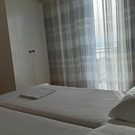 Apartments Prgin Krizan Primošten Buitenkant foto